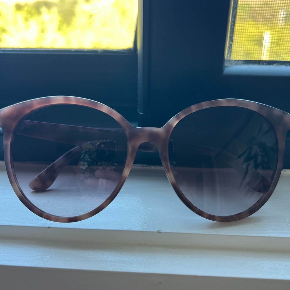 Diff Eyewear Tortoise Shell Sunglasses - image 3